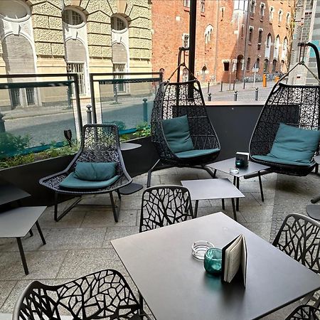 Motel One Frankfurt-Eastside Frankfurt am Main Exterior photo